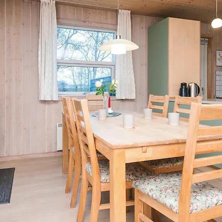Tranquil Oasis In Rindby Ferienhaus *